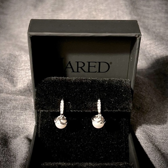 Jewelry - NEW! Akoya Pearl & Diamond Dangle Earrings 14k White Gold